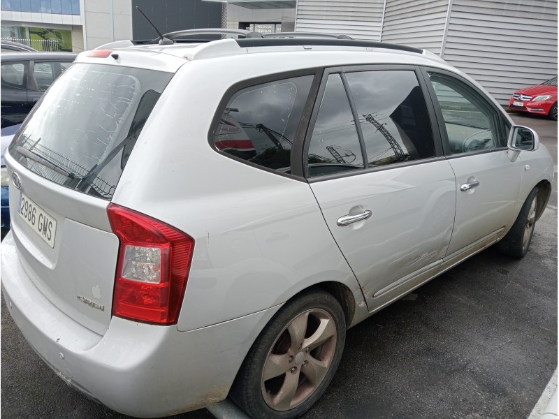 kia carens (un) del año 2009