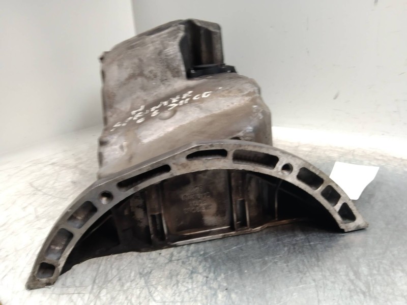 Recambio de carter para mercedes sprinterii caja cerrada (desde 01.06) 2.1 cdi cat referencia OEM IAM A6460142302  