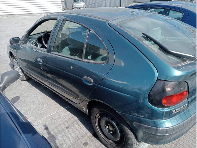 renault megane i berlina hatchback (ba0) del año 1998