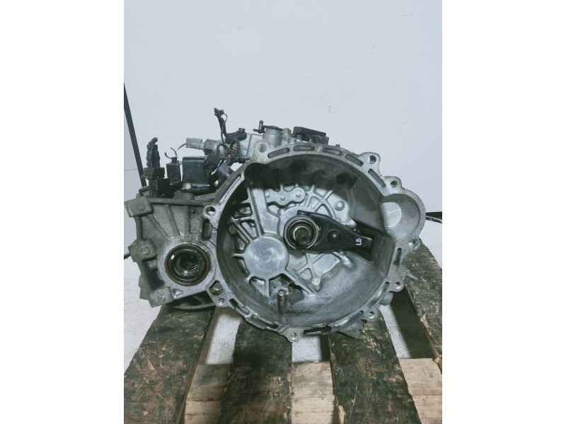 Recambio de caja cambios para hyundai accent (mc) gl crdi referencia OEM IAM P61763 194708 