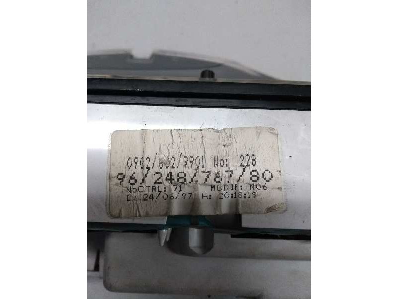 Recambio de cuadro instrumentos para citroen saxo 1.1 referencia OEM IAM 9624876780 09028029901 
