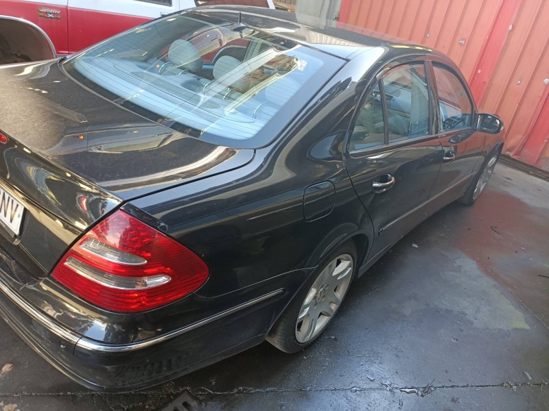 mercedes clase e (w211) berlina del año 2009