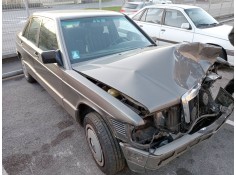 mercedes clase c (w201) berlina del año 1990