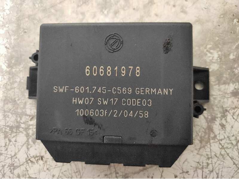 Recambio de modulo electronico para lancia thesis (115) 3.0 v6 24v cae emblema referencia OEM IAM 60681978  