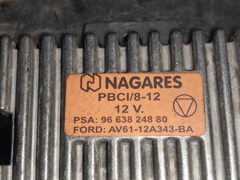 Recambio de caja precalentamiento para land rover freelander (lr2) td4 e referencia OEM IAM AV6112A343BA 9663824880 