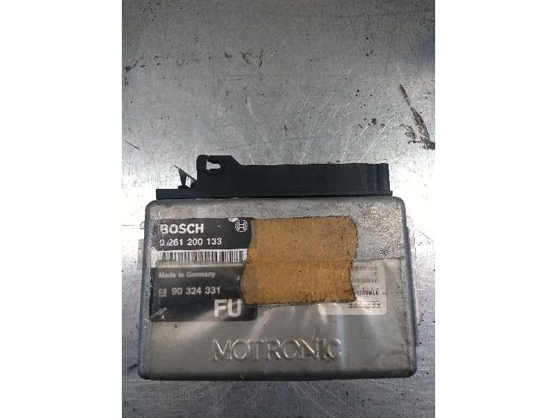 Recambio de centralita motor uce para opel vectra a 2.0 referencia OEM IAM 0261200133 90324331 FU