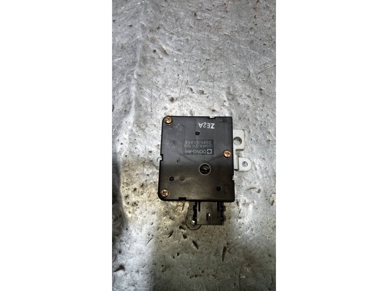 Recambio de motor apertura trampillas climatizador para kia opirus básico referencia OEM IAM D491GGXAA  