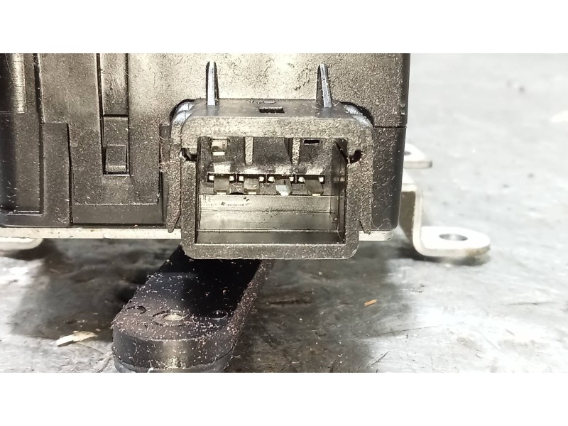 Recambio de motor apertura trampillas climatizador para kia opirus básico referencia OEM IAM D491GGXAA  