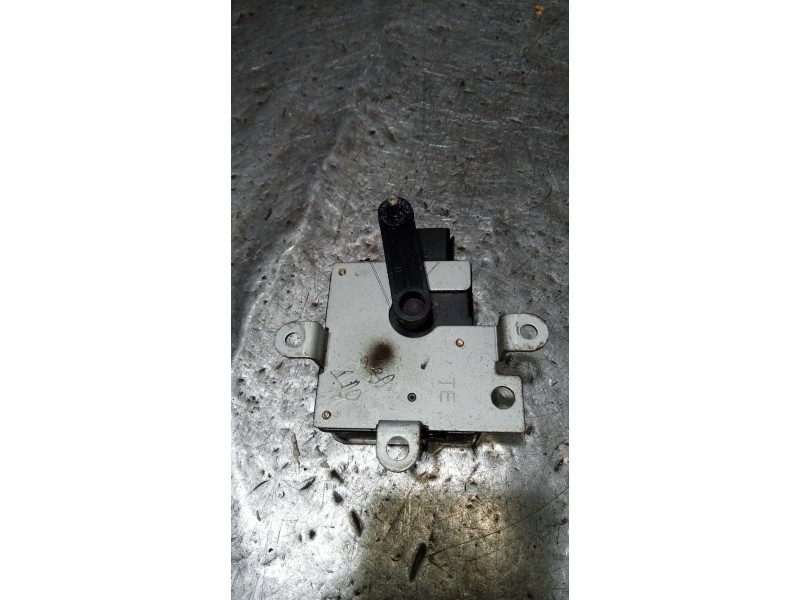 Recambio de motor apertura trampillas climatizador para kia opirus básico referencia OEM IAM D491GGXAA  