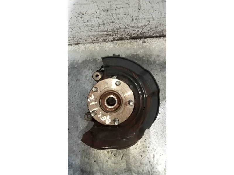 Recambio de mangueta delantera izquierda para toyota auris touring sports (e18) 1.8 16v cat (híbrido) referencia OEM IAM   