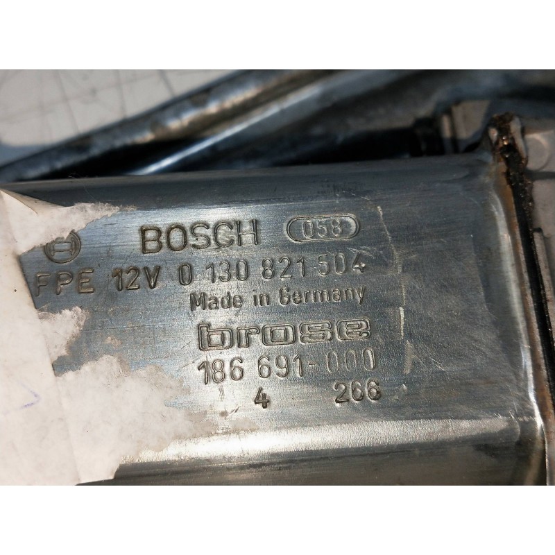 Recambio de elevalunas delantero izquierdo para mercedes clase s (w140) berlina 3.2 24v cat referencia OEM IAM 186691000  4P