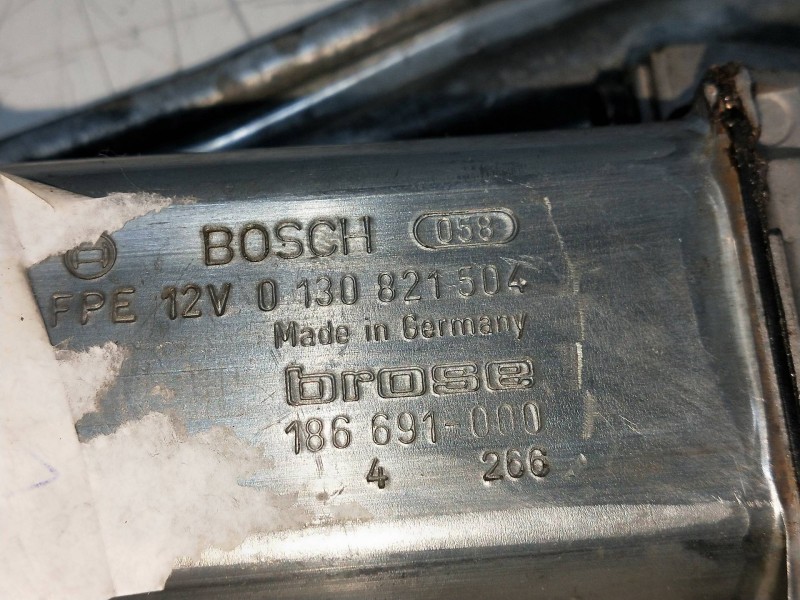 Recambio de elevalunas delantero izquierdo para mercedes clase s (w140) berlina 3.2 24v cat referencia OEM IAM 186691000  4P