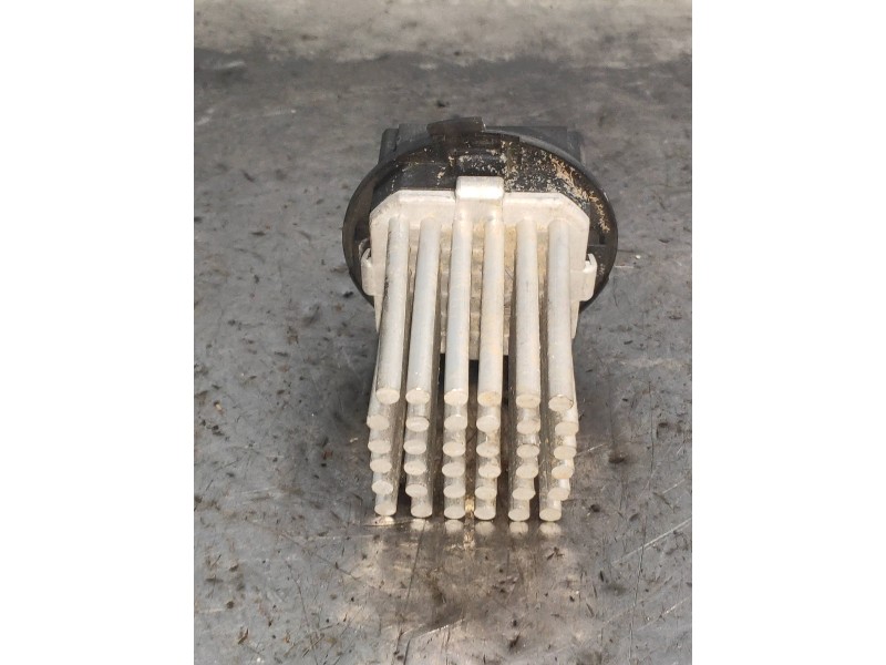 Recambio de resistencia calefaccion para land rover freelander (lr2) td4 e referencia OEM IAM 5HL00894120 F7253 
