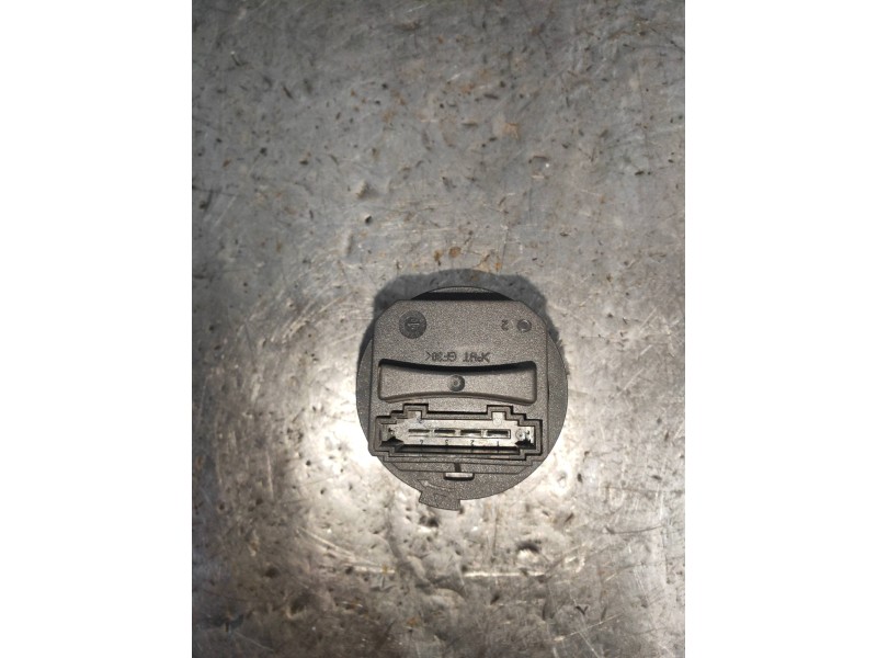 Recambio de resistencia calefaccion para land rover freelander (lr2) td4 e referencia OEM IAM 5HL00894120 F7253 