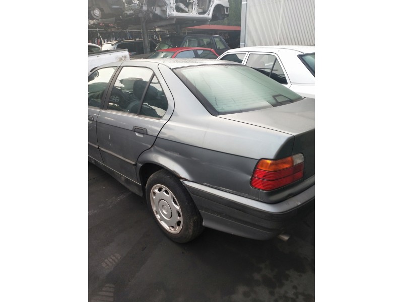 bmw serie 3 berlina (e36) del año 1996