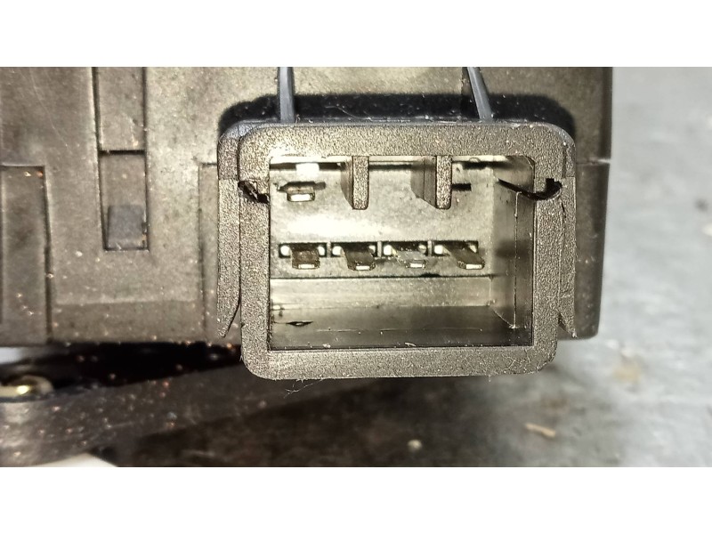 Recambio de motor apertura trampillas climatizador para kia opirus básico referencia OEM IAM D495GGXAA  