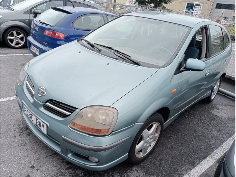 nissan almera tino (v10m) del año 2001