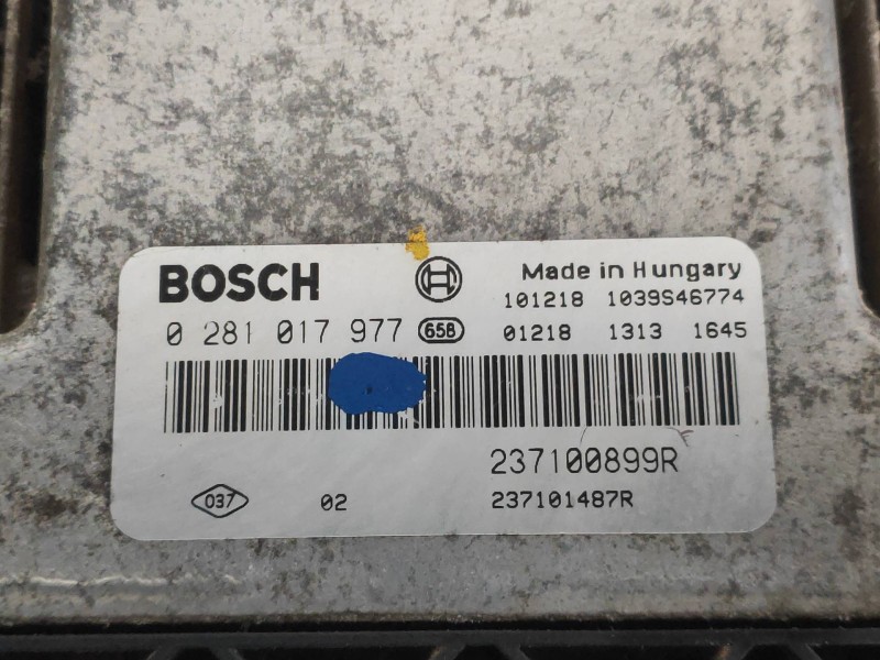 Recambio de centralita motor uce para renault master kombi l1h1 3,0t referencia OEM IAM 0281017977 237100899R 237101487R