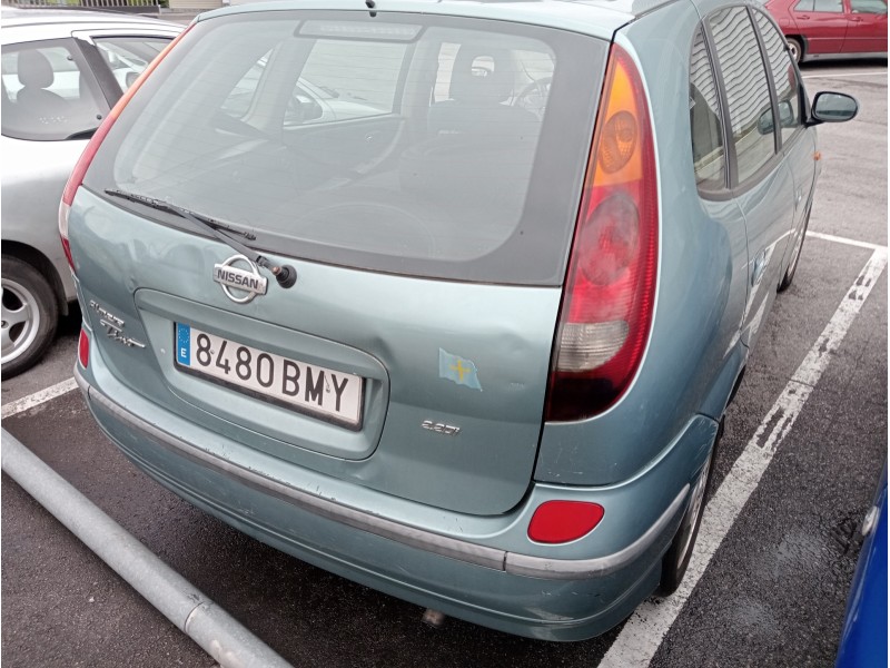 nissan almera tino (v10m) del año 2001