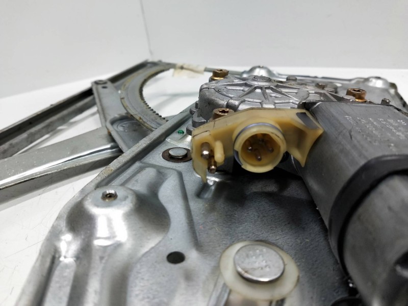 Recambio de elevalunas delantero derecho para mercedes clase s (w140) berlina 5.0 v8 32v cat referencia OEM IAM 186690000  4P