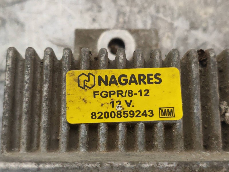 Recambio de caja precalentamiento para renault master kombi l1h1 3,0t referencia OEM IAM 8200859243  