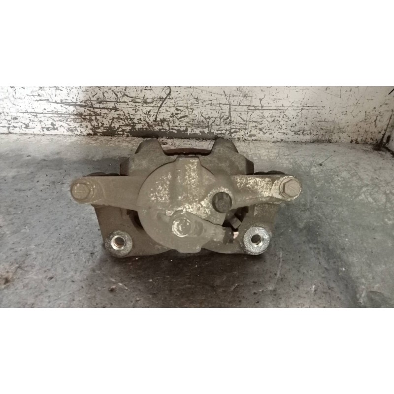 Recambio de pinza freno delantera derecha para toyota auris touring sports (e18) 1.8 16v cat (híbrido) referencia OEM IAM   