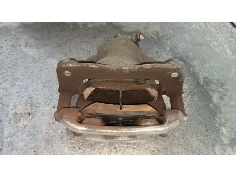 Recambio de pinza freno delantera derecha para toyota auris touring sports (e18) 1.8 16v cat (híbrido) referencia OEM IAM   