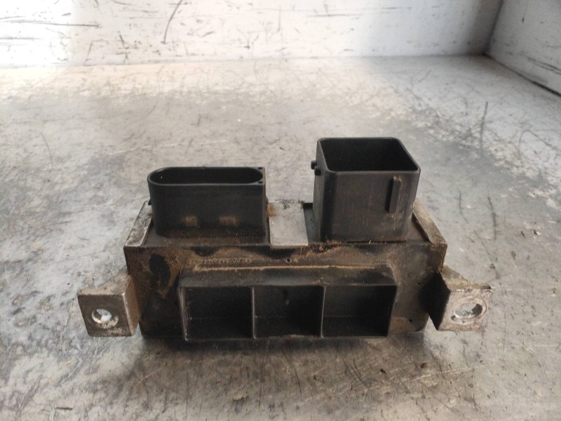 Recambio de caja precalentamiento para renault master kombi l1h1 3,0t referencia OEM IAM 8200558438A  