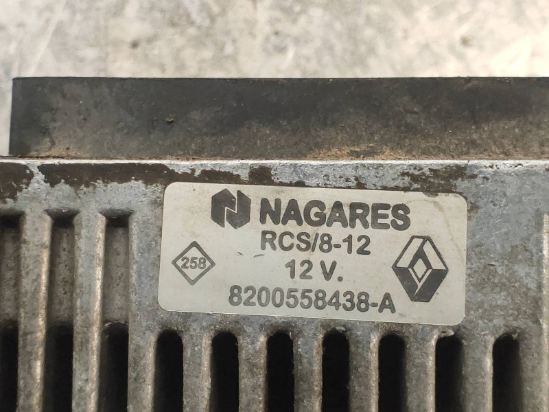 Recambio de caja precalentamiento para renault master kombi l1h1 3,0t referencia OEM IAM 8200558438A  