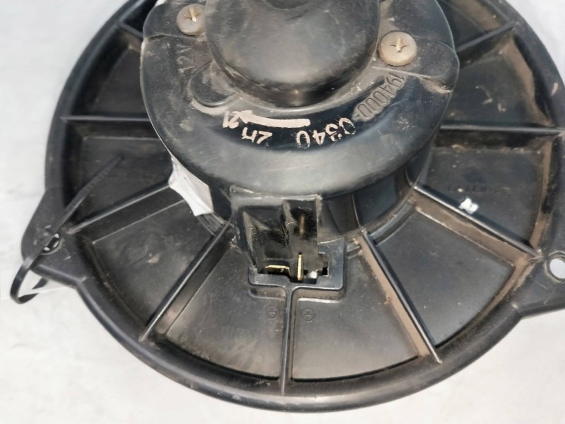 Recambio de motor calefaccion para toyota hilux 2.4 referencia OEM IAM 19400003402R21  