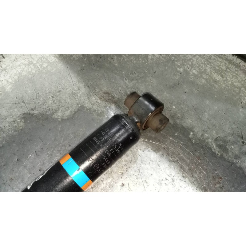 Recambio de amortiguador trasero derecho para toyota auris touring sports (e18) 1.8 16v cat (híbrido) referencia OEM IAM 4853002