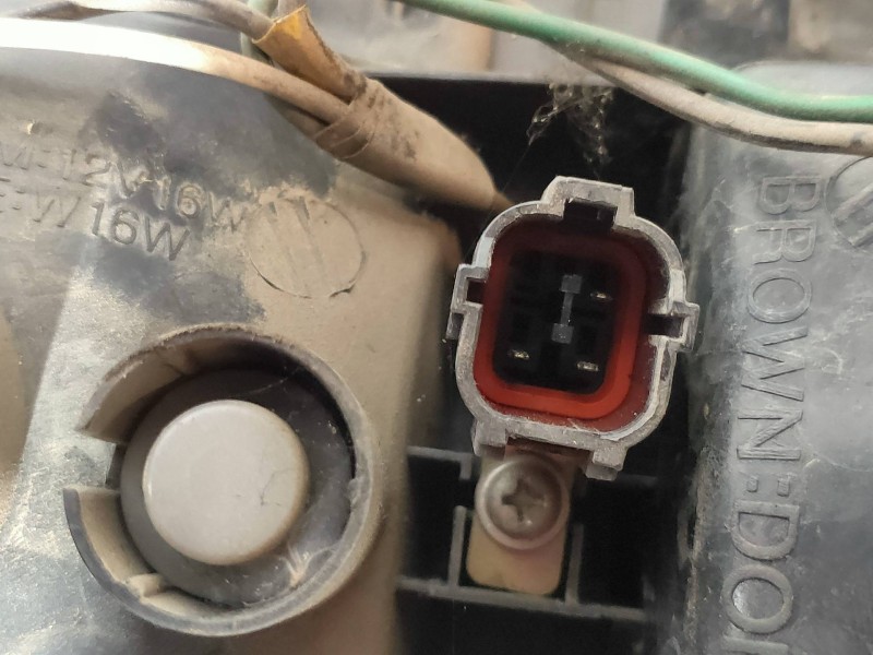 Recambio de piloto trasero derecho interior para ssangyong kyron 200 xdi limited referencia OEM IAM   