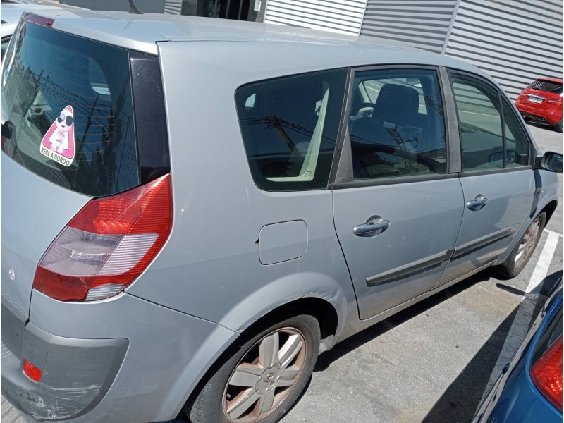 renault scenic ii del año 2005