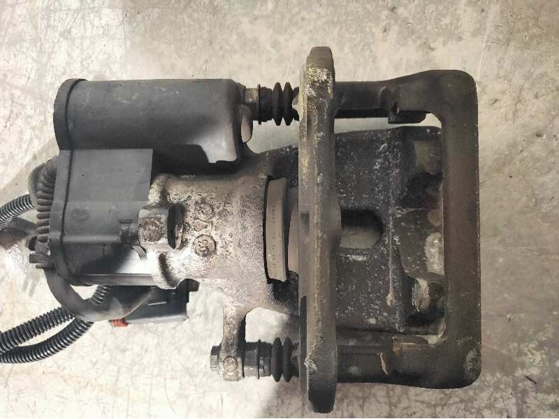 Recambio de pinza freno trasera derecha para lancia thesis (115) 3.0 v6 24v cae emblema referencia OEM IAM   