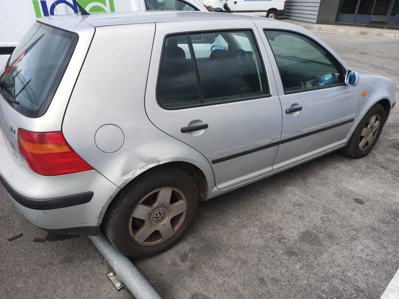 volkswagen golf iv berlina (1j1) del año 1998