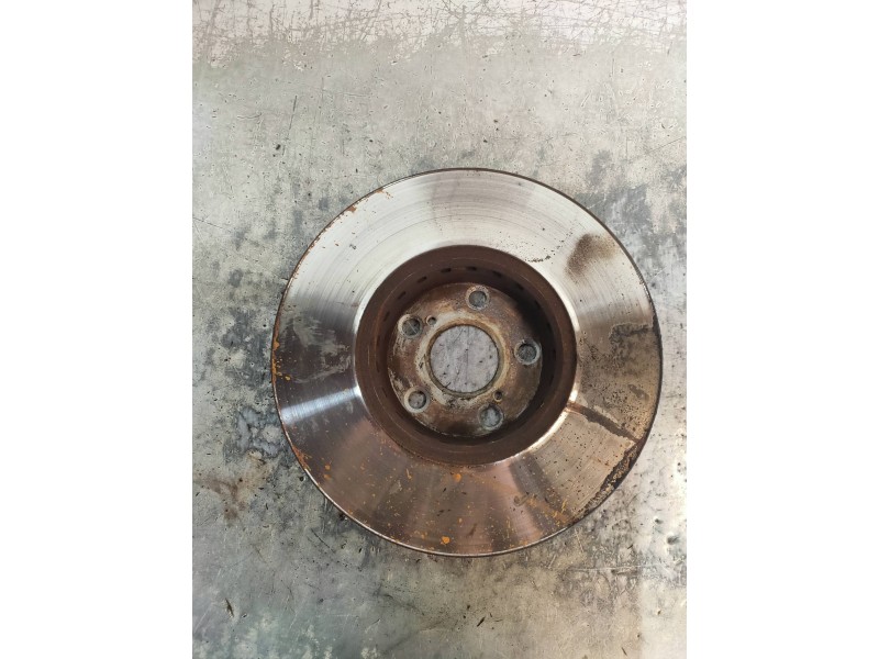 Recambio de disco freno delantero para toyota avensis berlina (t 22) 1.6 tempus (4-ptas.) referencia OEM IAM   