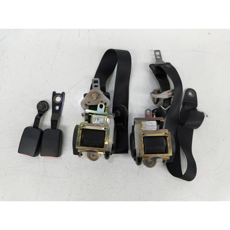Recambio de juego cinturones delantero para mazda 323 berl. f/s (bj) 2.0 td f comfort referencia OEM IAM   5P