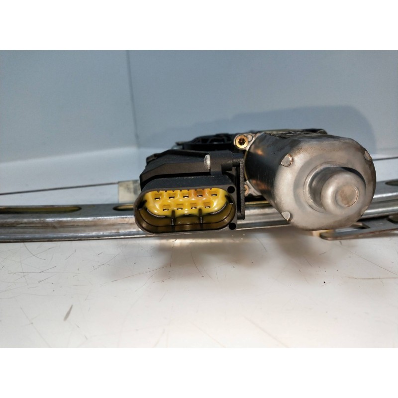 Recambio de elevalunas delantero derecho para mercedes clase a (w168) 1.6 cat referencia OEM IAM 1688201042  5P