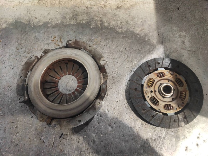 Recambio de kit embrague para nissan vanette (c 220) vanette furgoneta diesel referencia OEM IAM   