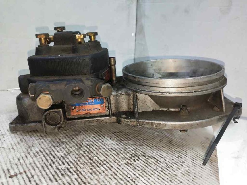 Recambio de caudalimetro para volvo serie 740 berlina/familiar referencia OEM IAM 0438100074 0438120076 BOSCH