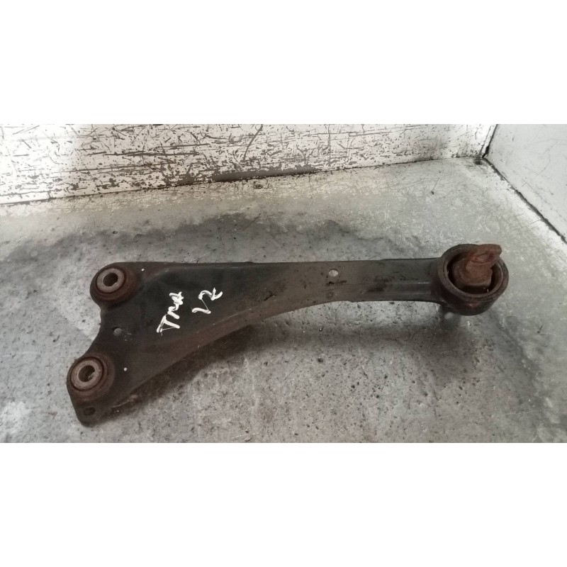 Recambio de brazo suspension superior trasero izquierdo para toyota auris touring sports (e18) 1.8 16v cat (híbrido) referencia 