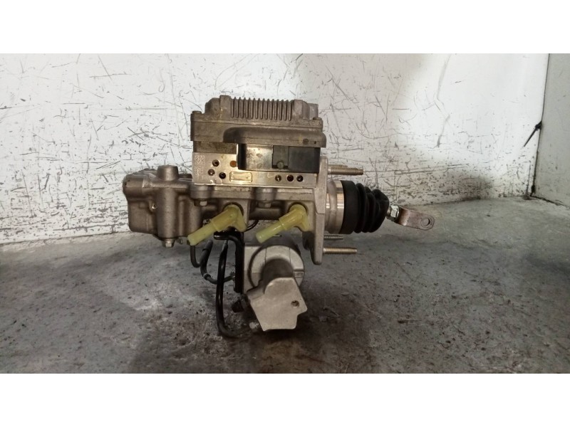 Recambio de abs para toyota auris touring sports (e18) 1.8 16v cat (híbrido) referencia OEM IAM 4721012130  