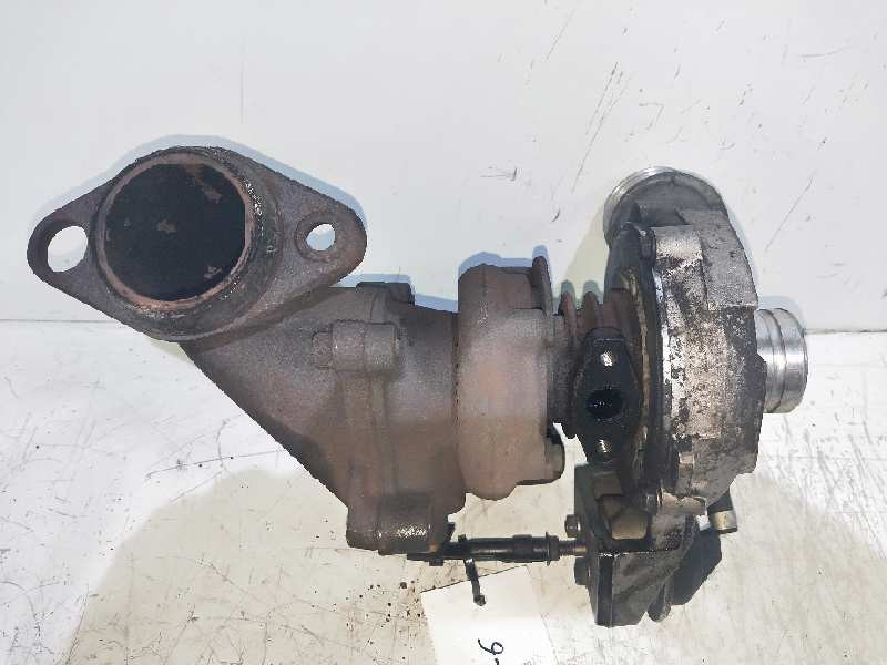 Recambio de turbocompresor para citroen xsara berlina 1.9 turbodiesel referencia OEM IAM 4541766 9635220680 