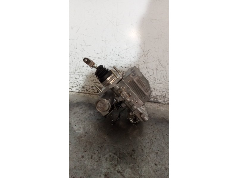 Recambio de abs para toyota auris touring sports (e18) 1.8 16v cat (híbrido) referencia OEM IAM 4721012130  