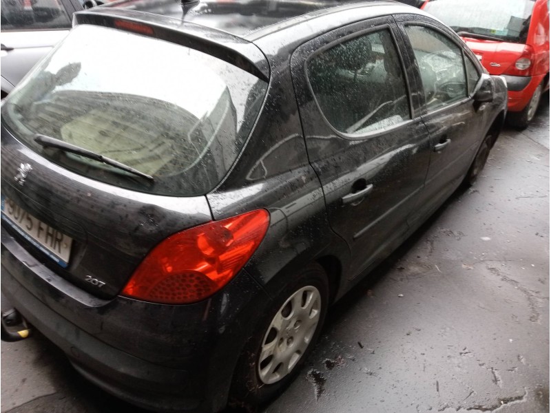 peugeot 207 del año 2006