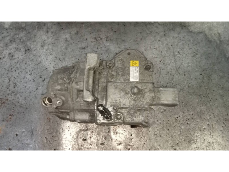 Recambio de compresor aire acondicionado para toyota auris touring sports (e18) 1.8 16v cat (híbrido) referencia OEM IAM 0422001