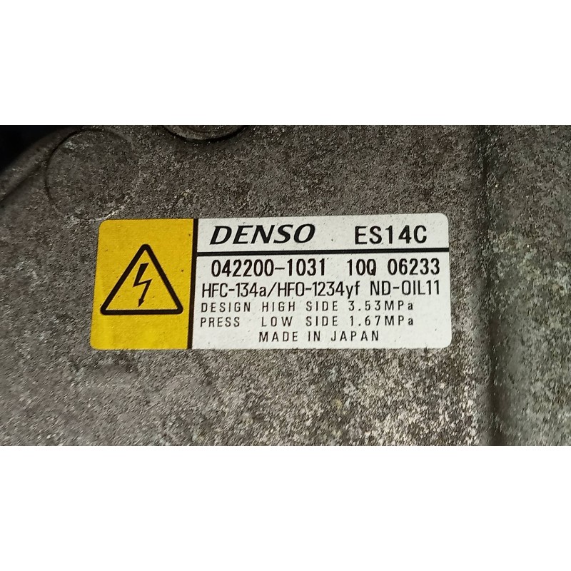 Recambio de compresor aire acondicionado para toyota auris touring sports (e18) 1.8 16v cat (híbrido) referencia OEM IAM 0422001