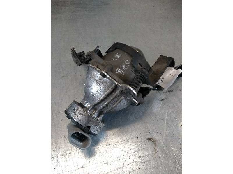 Recambio de faro antiniebla derecho para kia cee´d 1.6 cat referencia OEM IAM   