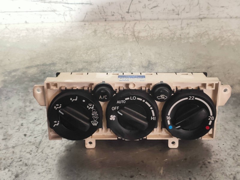 Recambio de mando calefaccion / aire acondicionado para toyota avensis berlina (t 22) 1.6 tempus (4-ptas.) referencia OEM IAM MB