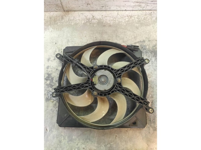 Recambio de electroventilador para toyota avensis berlina (t 22) 1.6 tempus (4-ptas.) referencia OEM IAM 3135103223  